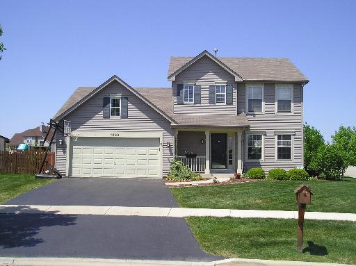 1403 Prairie Ct., North Aurora, IL 60542
