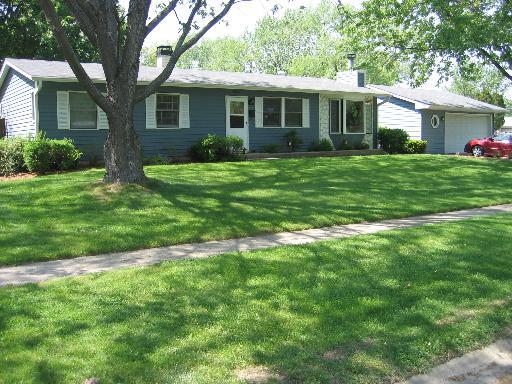 36252 Park Dr., Gurnee, IL 60031