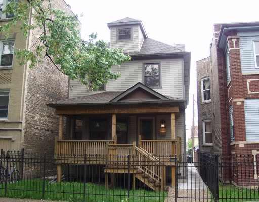4420 N Whipple St., Chicago, IL 60625