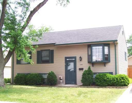 790 Farragut Ave., Romeoville, IL 60446