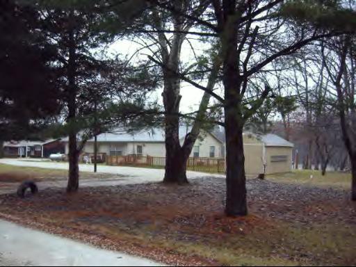 136 N Larocque River Rd., Clifton, IL 60927