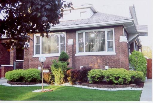 [Address Unavailable], Chicago, IL 60628