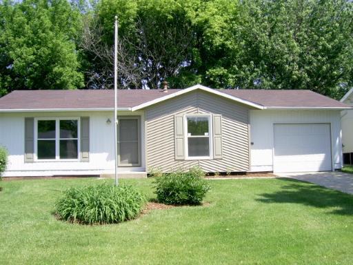 102 Wilshire Blvd., Machesney Park, IL 61115