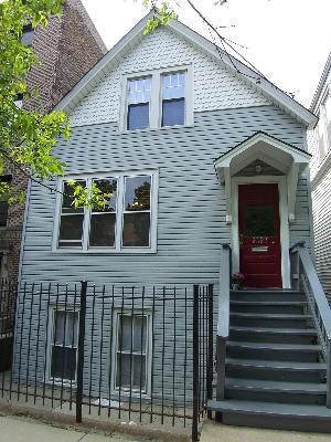 2327 W Melrose St., Chicago, IL 60618