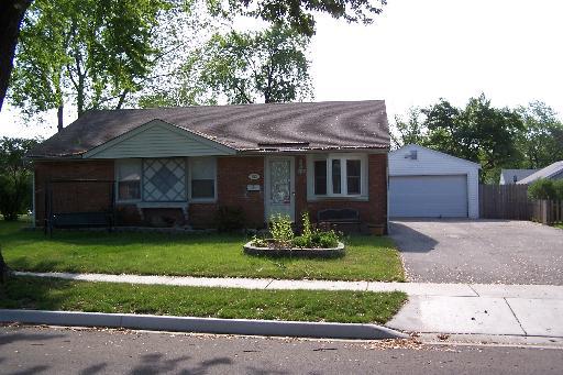 733 Hillcrest Dr., Romeoville, IL 60446