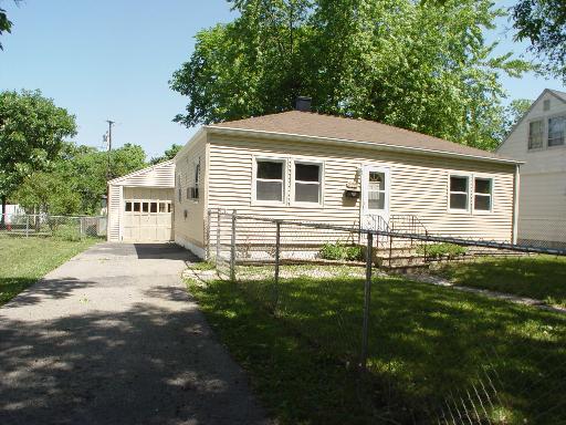 2919 Kenmore, Rockford, IL 61108