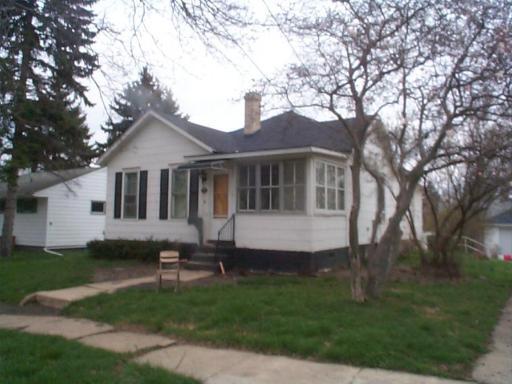 726 E Illinois St., Freeport, IL 61032