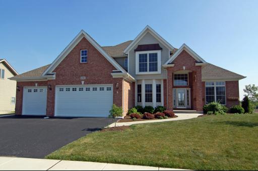 336 Eli Barnes Ct., Sycamore, IL 60178