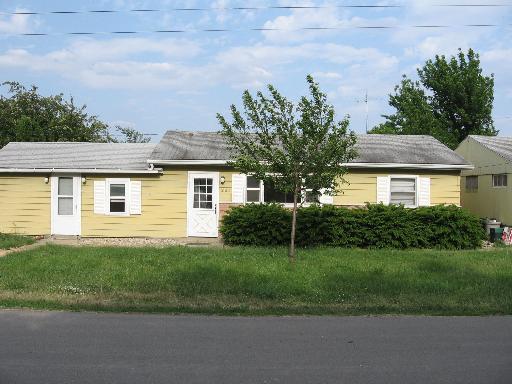 220 N Powers, Sheridan, IL 60551