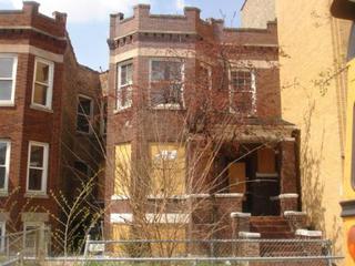 156 N Lotus Ave., Chicago, IL 60644
