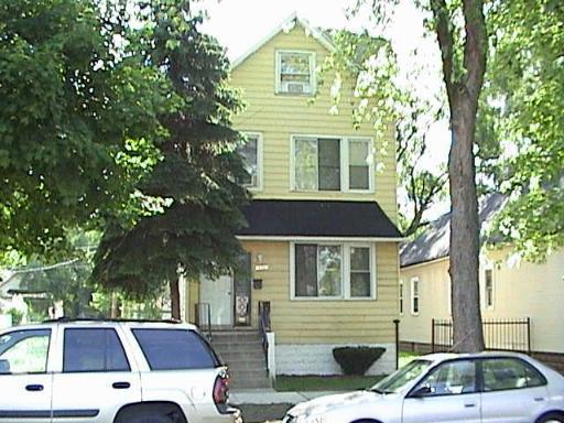 11727 S Indiana Ave., Chicago, IL 60628