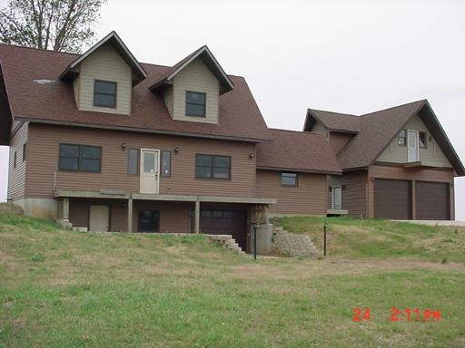 1500 E Rt 92, Walnut, IL 61376