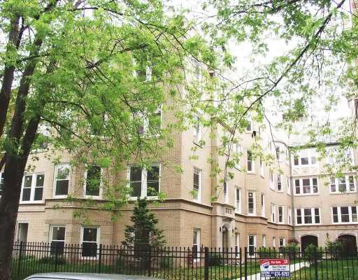 6321 N Artesian Ave. #1W, Chicago, IL 60659