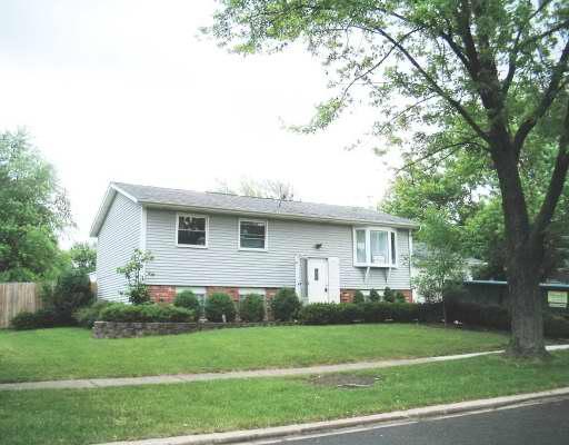 130 Grove Ct., Bolingbrook, IL 60440