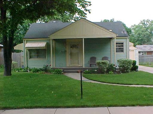 2403 Dresden Ave., Rockford, IL 61103