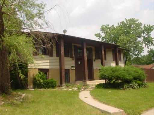 16942 Glen Oaks Dr., Country Club Hills, IL 60478