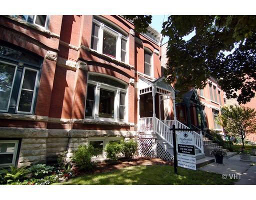 1216 W Altgeld, Chicago, IL 60614