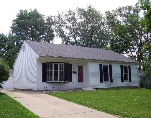 1635 Scott St., Glendale Heights, IL 60139