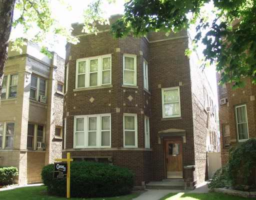 5923 N Artesian Ave., Chicago, IL 60659