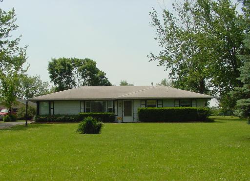 801 W Arlington Ln., Crete, IL 60417