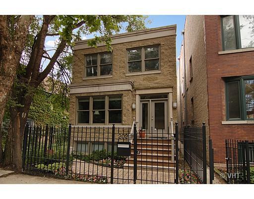2021 W St. Paul Ave., Chicago, IL 60647