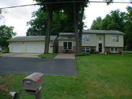 2438 New Milford Schoo Rd., Rockford, IL 61101