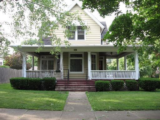 224 E Van Buren St., Ottawa, IL 61350