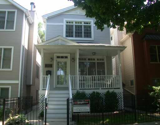 2125 W Melrose St., Chicago, IL 60618