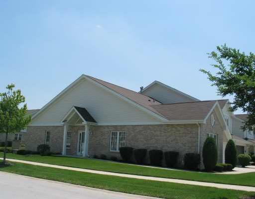 11401 Foxwoods Ct. #1401, Oak Lawn, IL 60453