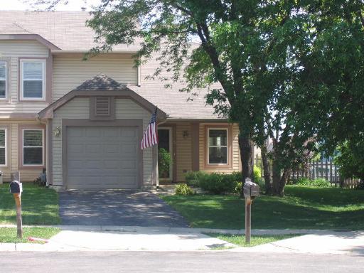 1145 Bradbury Cir., Carol Stream, IL 60188