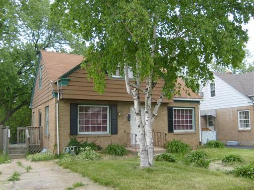 2411 School St., Rockford, IL 61102