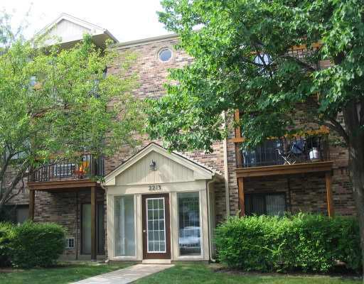 2213 Nichols Rd. #22-C, Arlington Heights, IL 60004