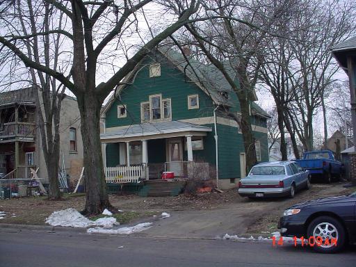 1923 6 Th St., Rockford, IL 61104