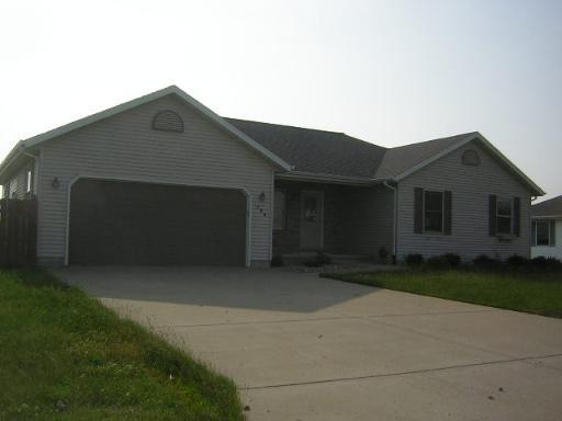 100 Cedar Creek Ln., Oglesby, IL 61348