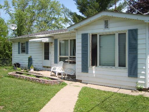 5714 Fox Lake Rd., Mchenry, IL 60050