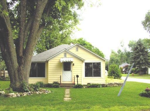 1105 Commercial St., Sycamore, IL 60178
