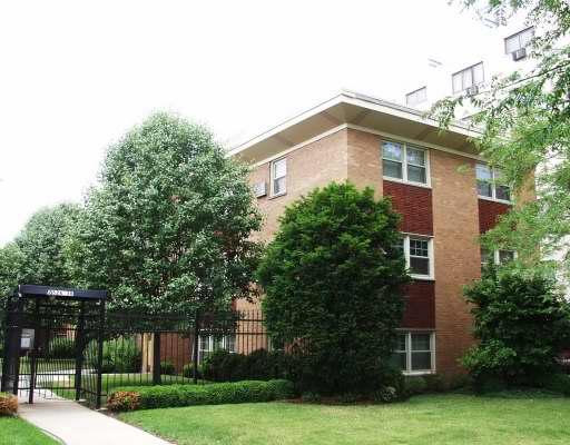 7536 N Ridge Blvd. #2E, Chicago, IL 60645