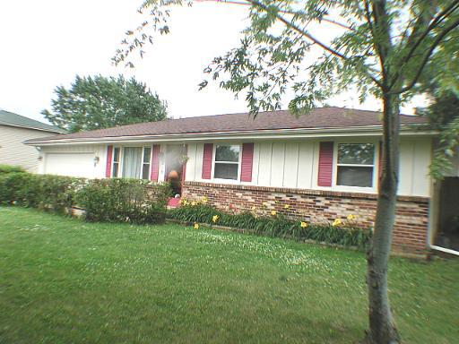 819 Greglynn St., Machesney Park, IL 61115