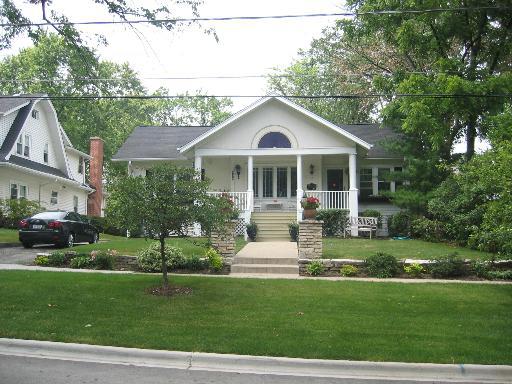 536 Cottage Ave., Glen Ellyn, IL 60137