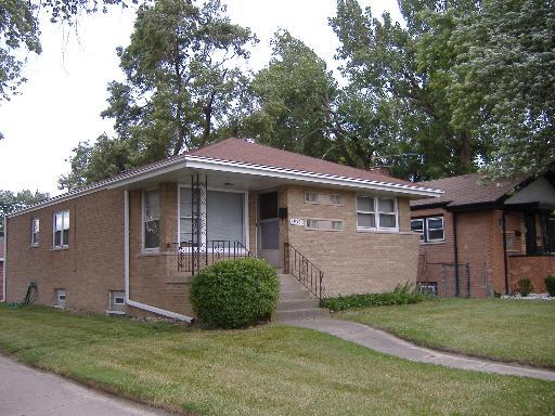 945 E 142nd St., Dolton, IL 60419