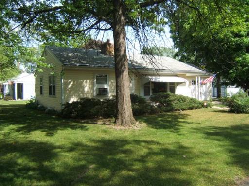 2515 Elmwood, Rockford, IL 61101