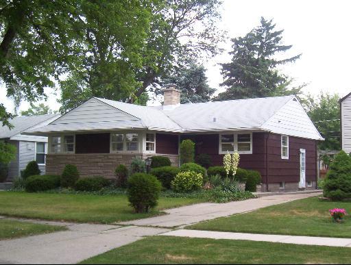 1325 Price Ave., Calumet City, IL 60409