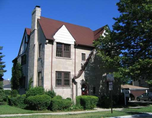 1450 N Pitner Ave., Evanston, IL 60201