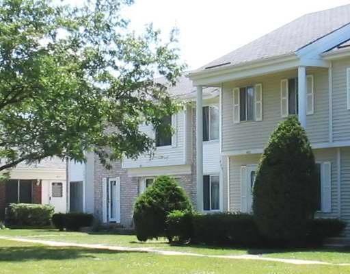 401 Providence Ct., Bolingbrook, IL 60440