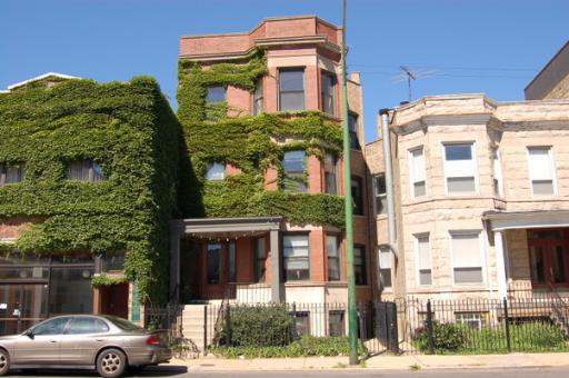 2816 N Kedzie Ave., Chicago, IL 60618