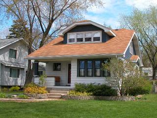 105 N Prospect Manor Ave., Mount Prospect, IL 60056