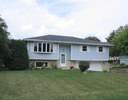 24922 W Robin Lane Ln., Naperville, IL 60564