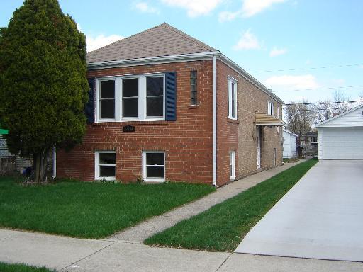 10963 S Troy St., Chicago, IL 60655