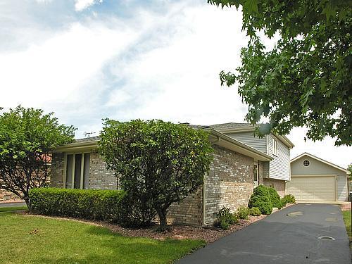 13041 S Spencer Ct., Alsip, IL 60803