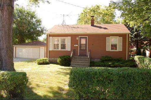 38 S Rebecca St., Glenwood, IL 60425